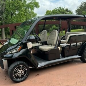 Black 2025 Club Car CRU – Electric
